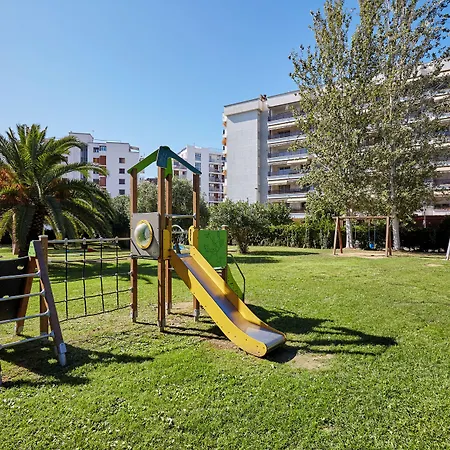 冲浪马尔酒店 4* 滨海略雷特