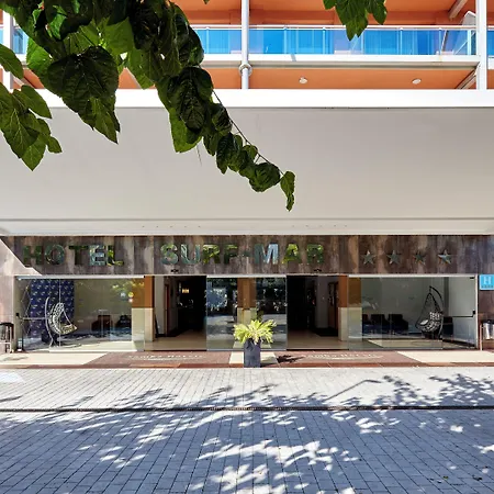 冲浪马尔酒店 酒店 滨海略雷特