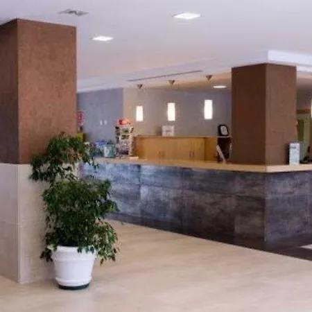 冲浪马尔酒店 酒店 滨海略雷特