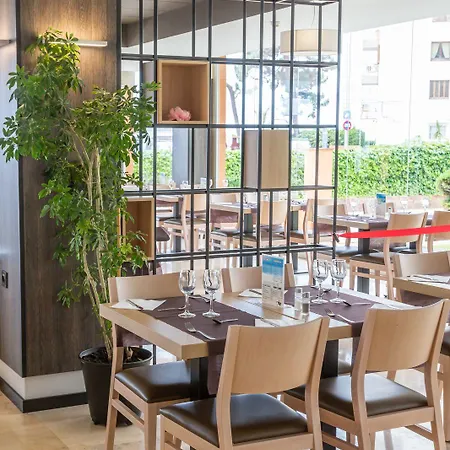 冲浪马尔酒店 酒店 4*