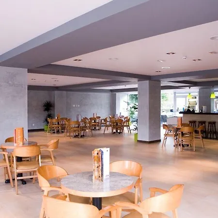 Surf Mar Hotel