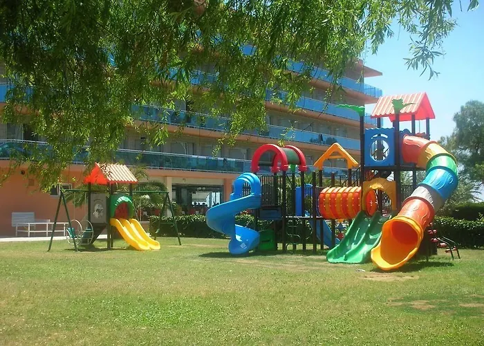 מלון Surf Mar 4*